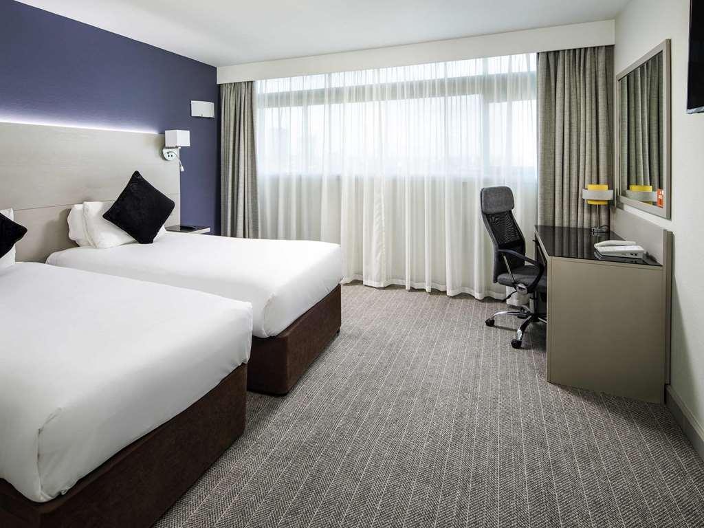 Mercure Manchester Piccadilly Hotel Стая снимка