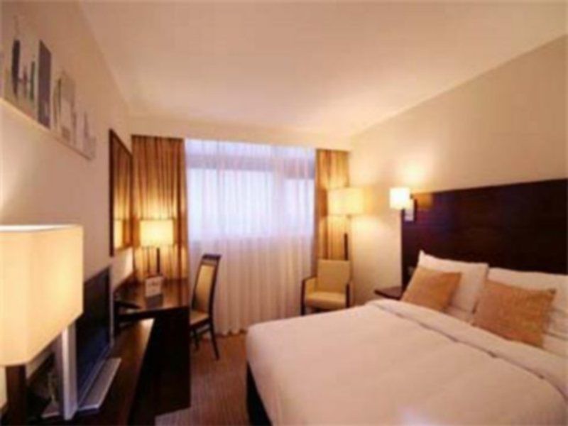 Mercure Manchester Piccadilly Hotel Стая снимка